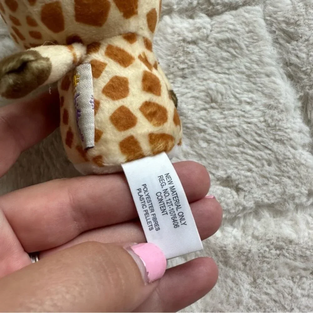Hallmark | “Noah’s Ark Giraffe” Itty Bitty Stuffed Plush